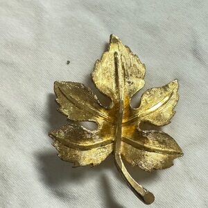 Antique Gold brooch